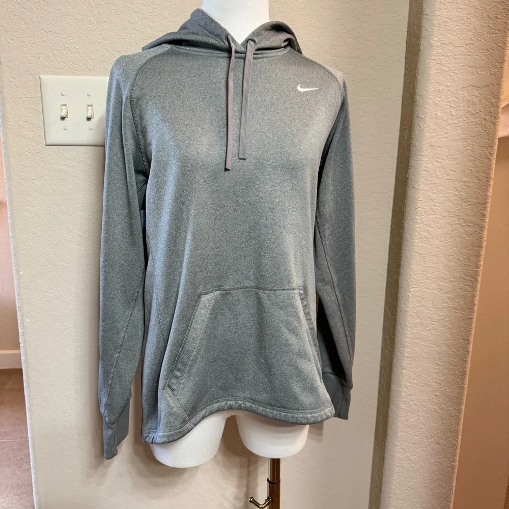 Nike Therma-Fit Pullover Hoodie, Grey Size M